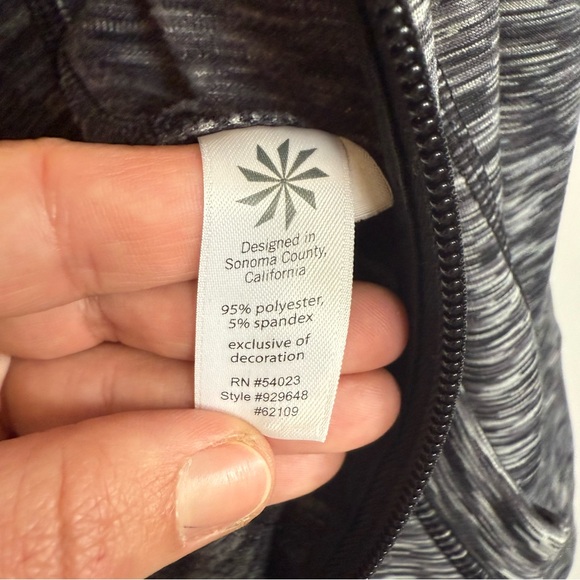 Women’s Athleta Black and Gray Utility Jacket Size XXS - Picture 5 of 6